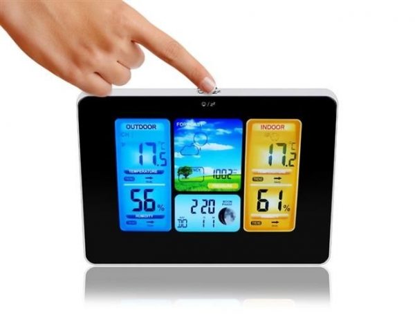 Sääasema LCD-värinäytöllä, lämpötila, ilmankosteus, ilmanpaine jne.