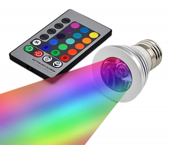 LED-valo, 16 väriä, kaukosäätimellä, kirkkauden säätö, E27